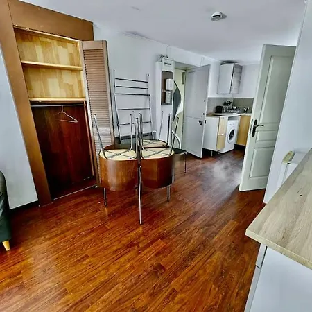 Spacieux - Calme & Equipe Avec Wifi