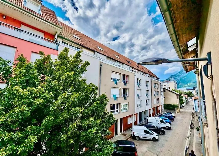 דירה Spacieux - Calme & Equipe Avec Wifi גרנובל